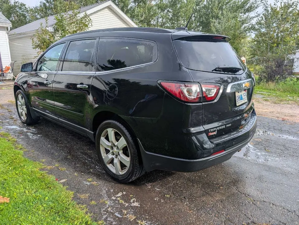 Chevrolet Traverse 2017 photo 3