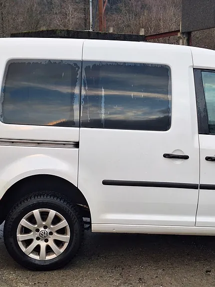 Volkswagen Caddy 2014 photo 2
