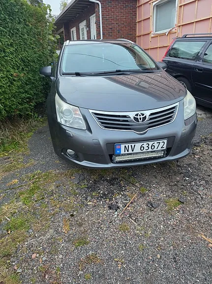 Toyota Avensis 2011 photo 4