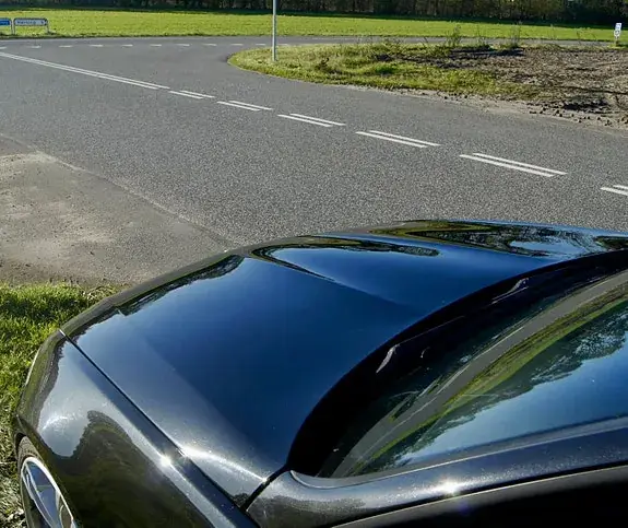 BMW 320D 2010 photo 4
