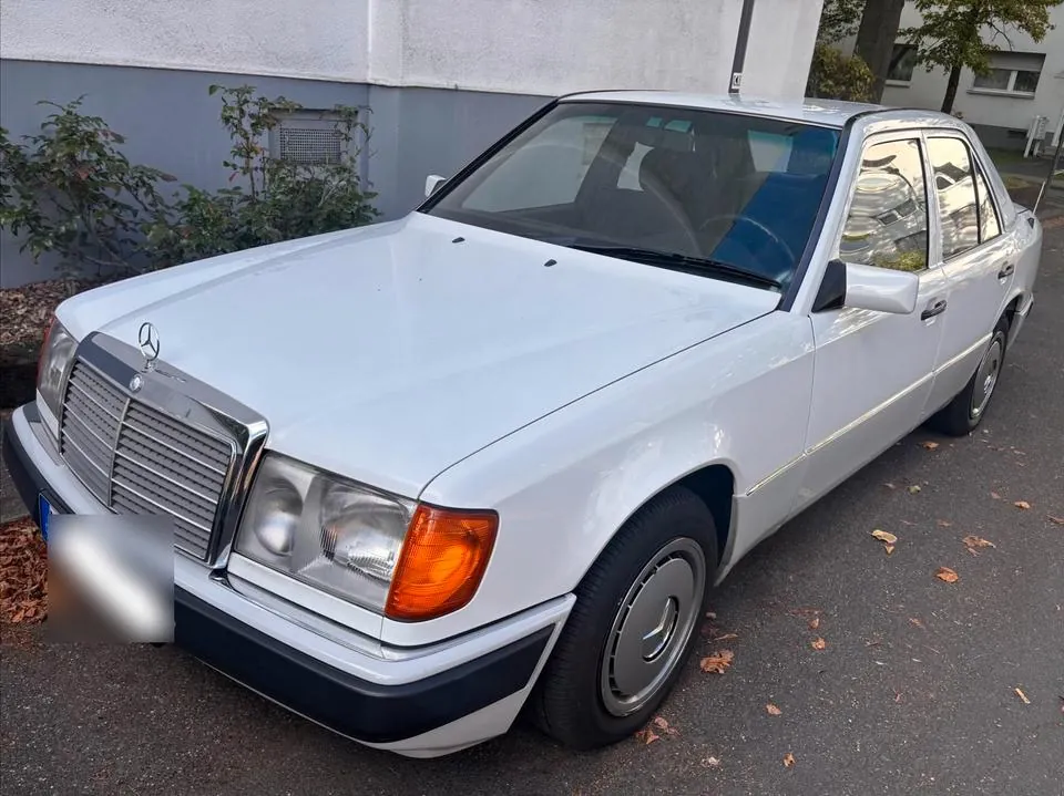 Mercedes-Benz 200 Diesel