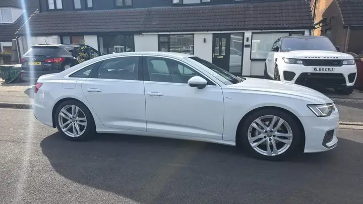 Audi A6 2018 photo 2