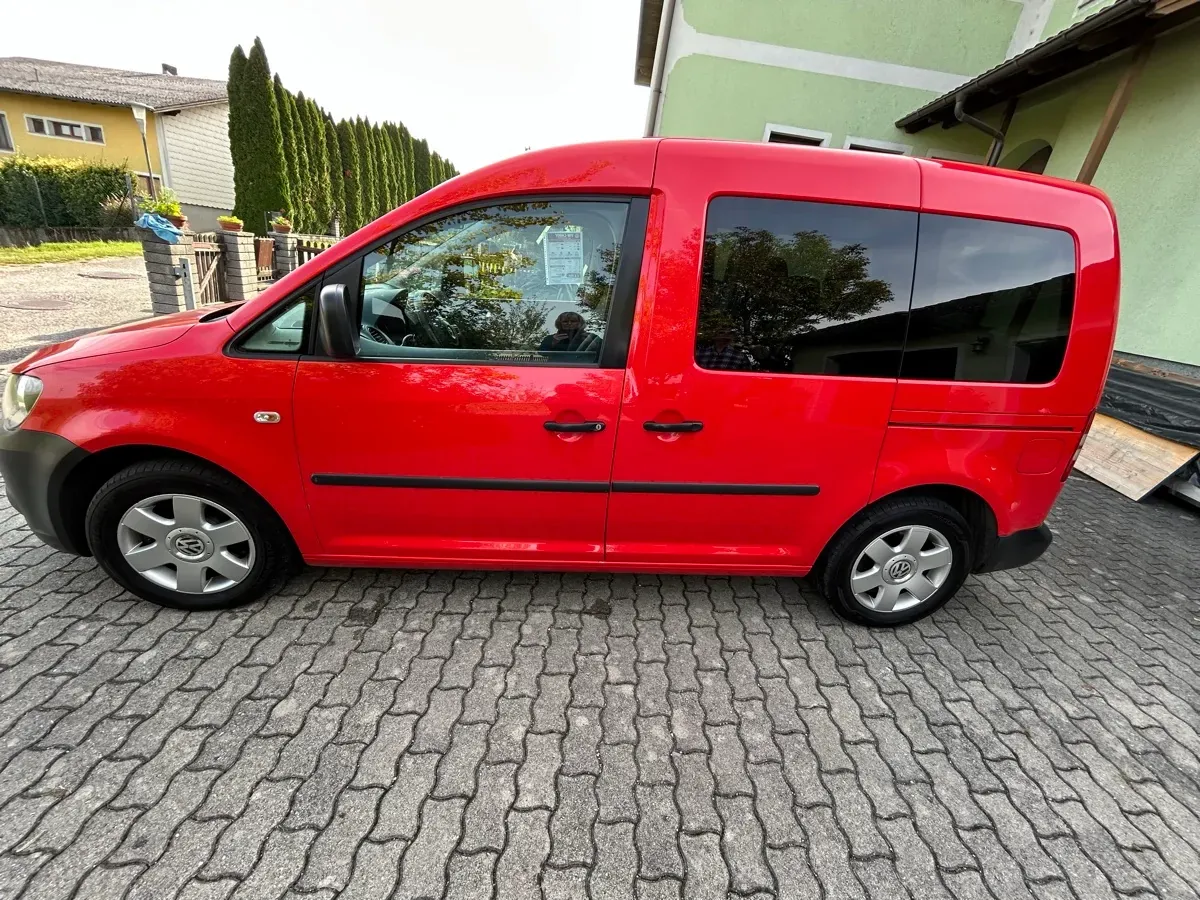Volkswagen Caddy 2014 photo 2