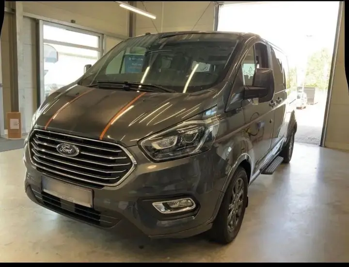 Ford Tourneo Custom