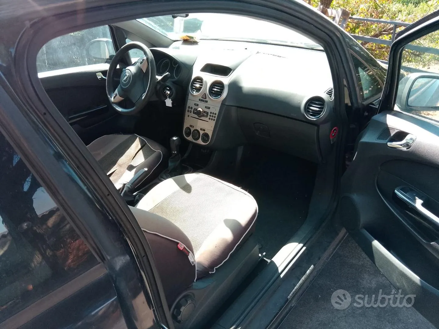 Opel Corsa D 2007 photo 3