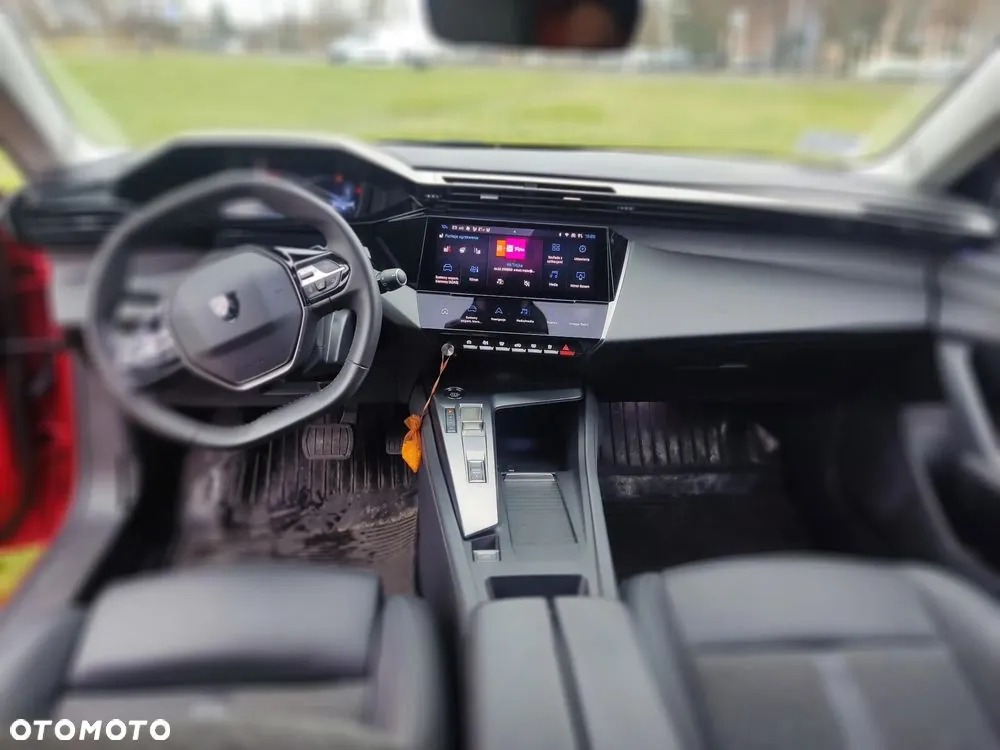 Peugeot 308 2023 photo 2