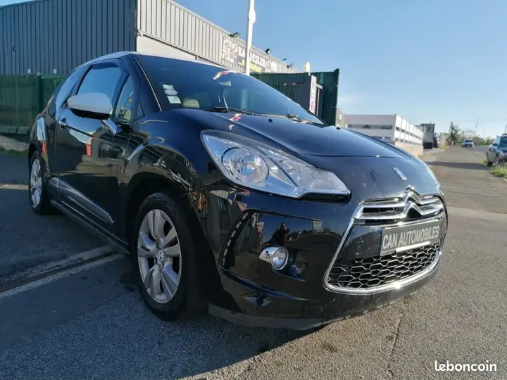 DS Automobiles Ds3 2015 photo 2
