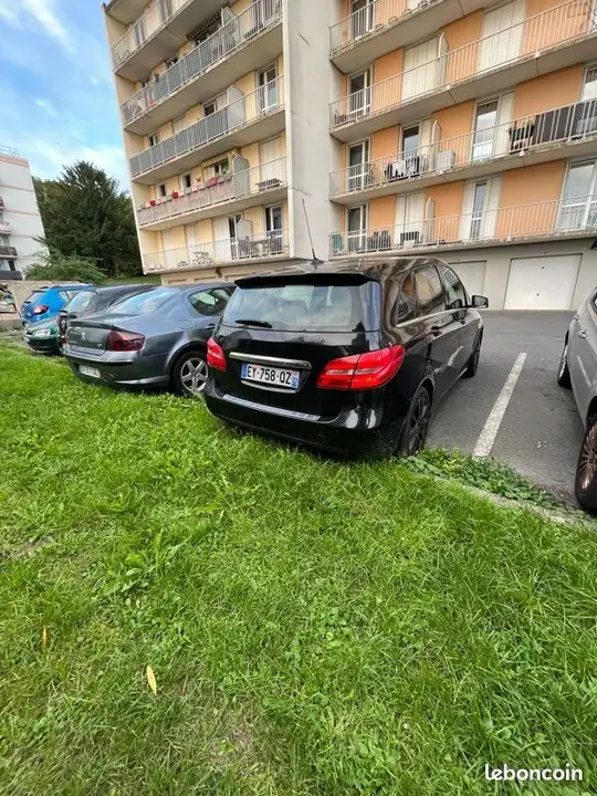 Mercedes-Benz B-Class 2014 photo 2