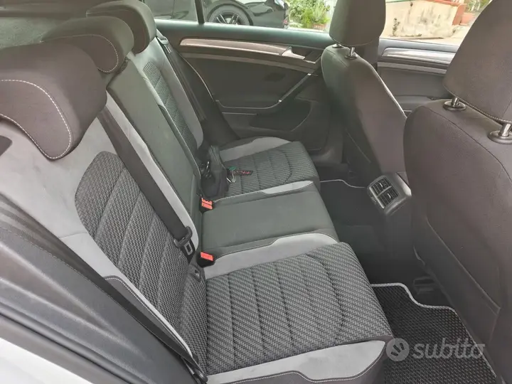 Volkswagen Golf 2019 photo 4