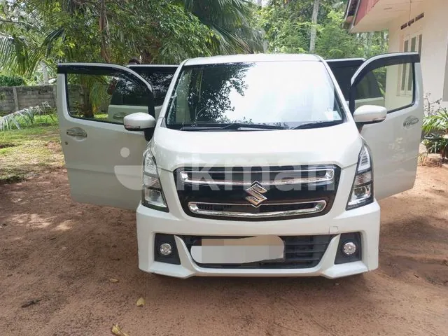 Suzuki Wagon R Stingray 2018 photo 5