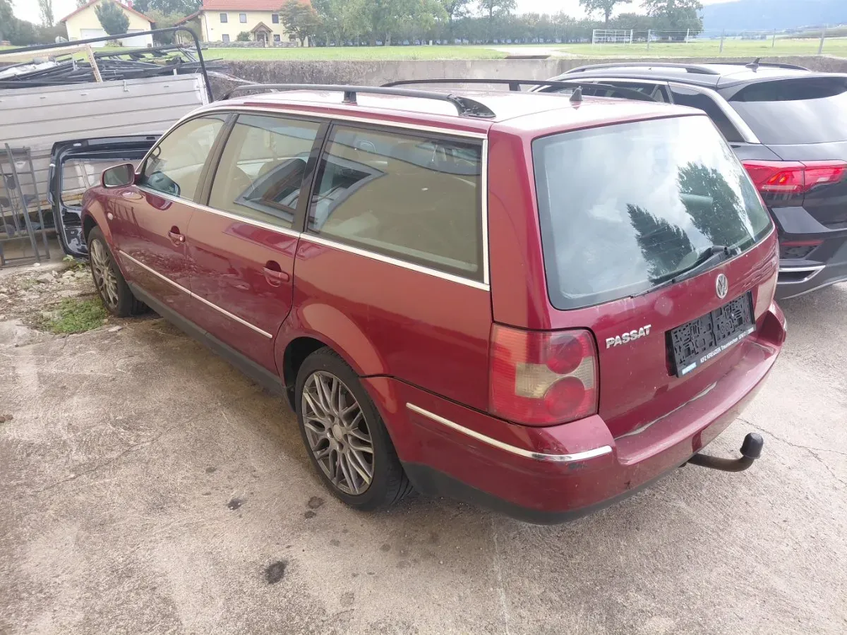 Volkswagen Passat 2002 photo 3