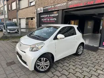Toyota Iq