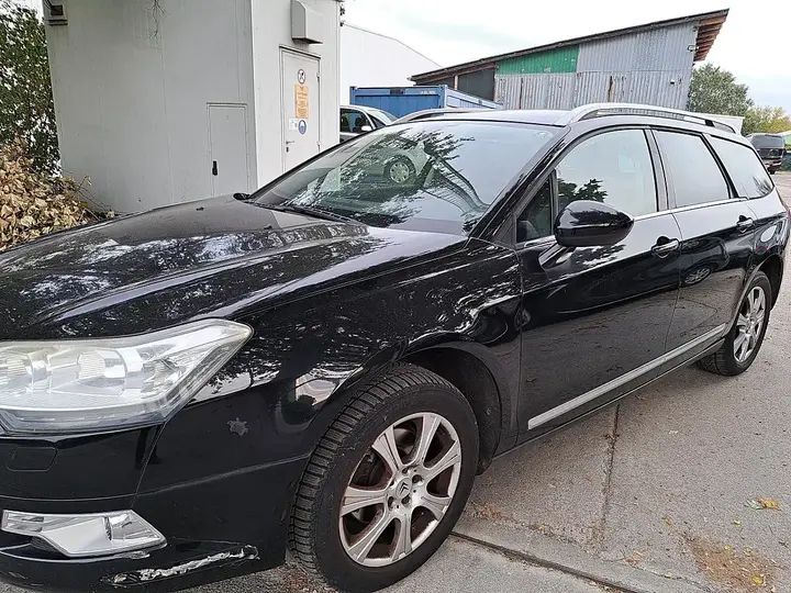 Citroen C5 2011 photo 2