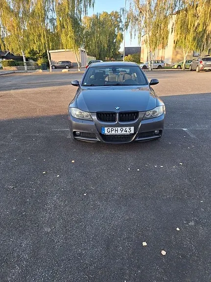 BMW 320D 2008 photo 2