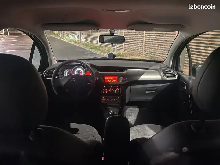 Citroen C3 2016 photo 2