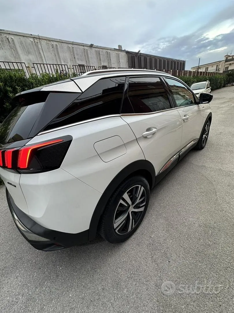 Peugeot 3008 2017 photo 2