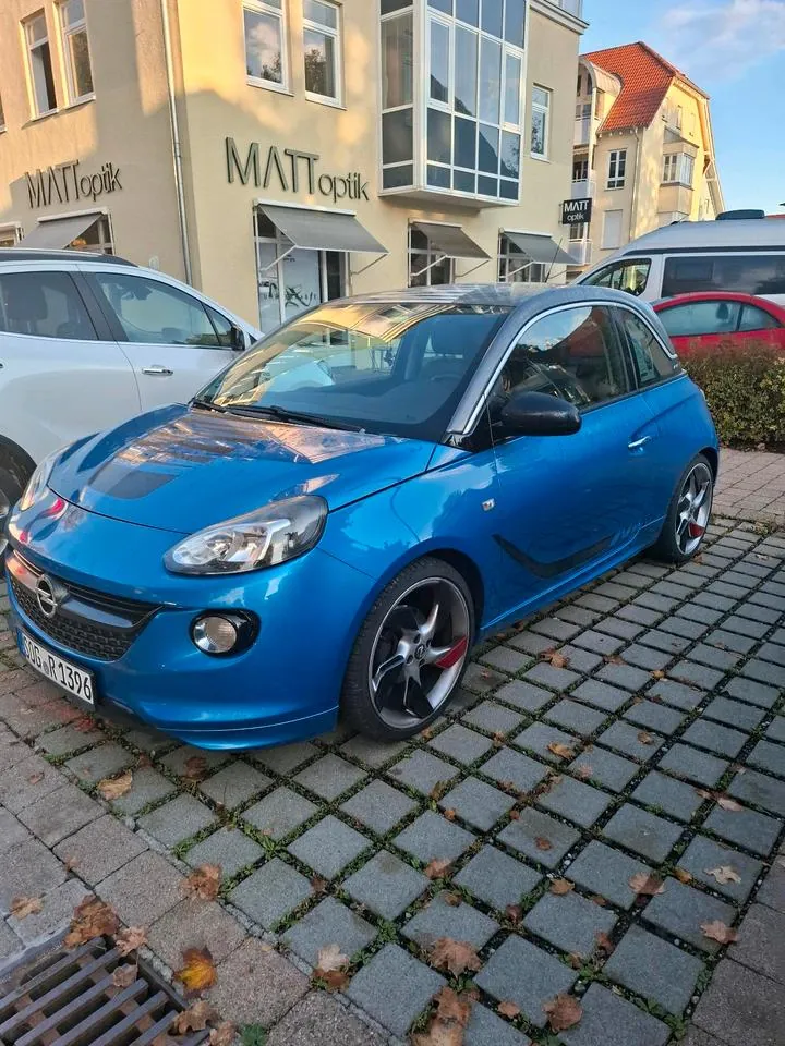 Opel Adam