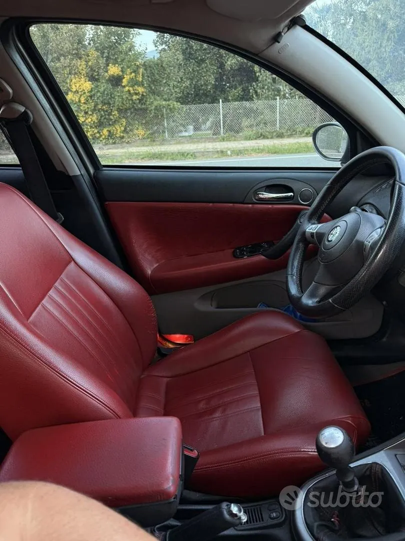 Alfa Romeo 147 2009 photo 5