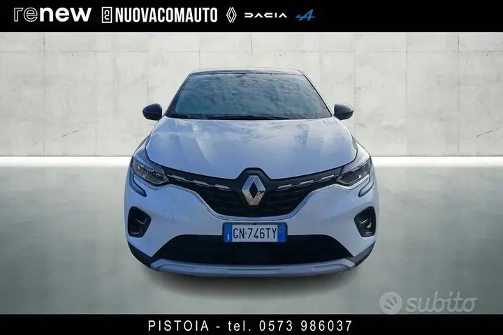 Renault Captur 2023 photo 2