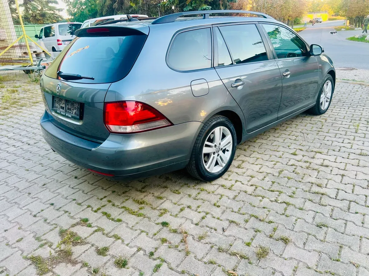 Volkswagen Golf 2013 photo 2