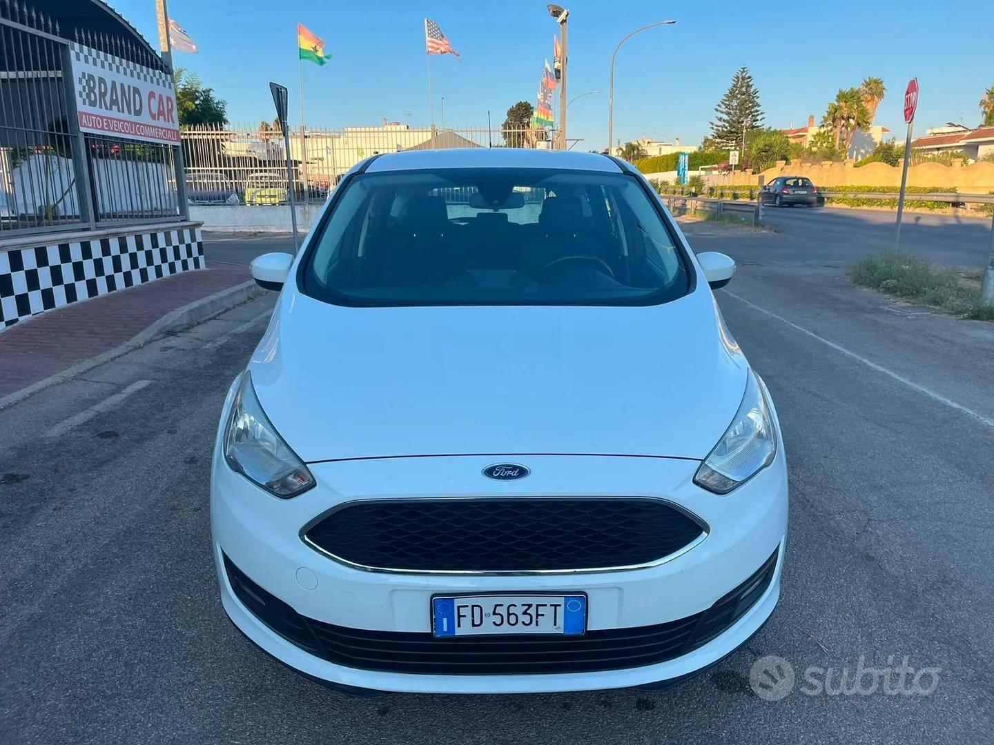 Ford C-Max 2016 photo 2