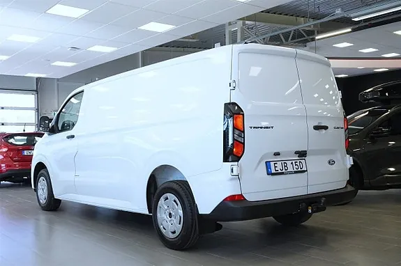 Ford Transit Custom 2026 photo 2