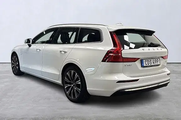 Volvo V60 2024 photo 3
