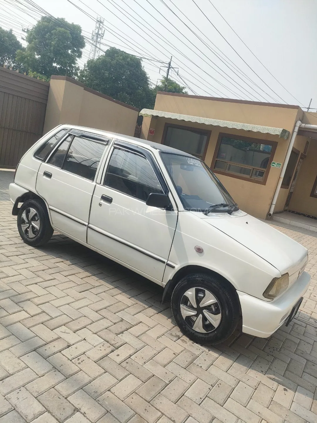 Suzuki Mehran
