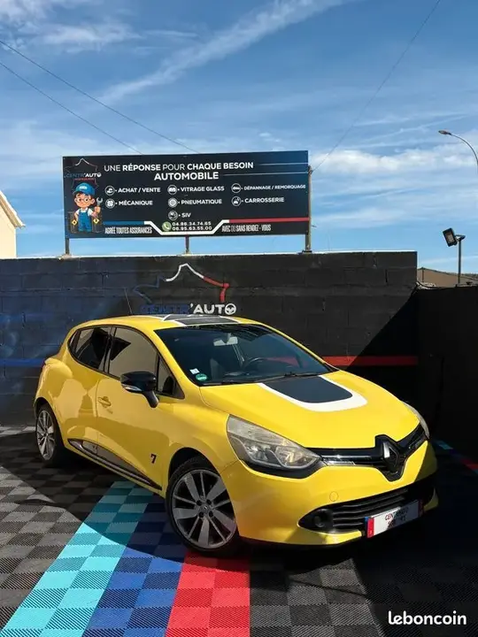 Renault Clio 2013 photo 2