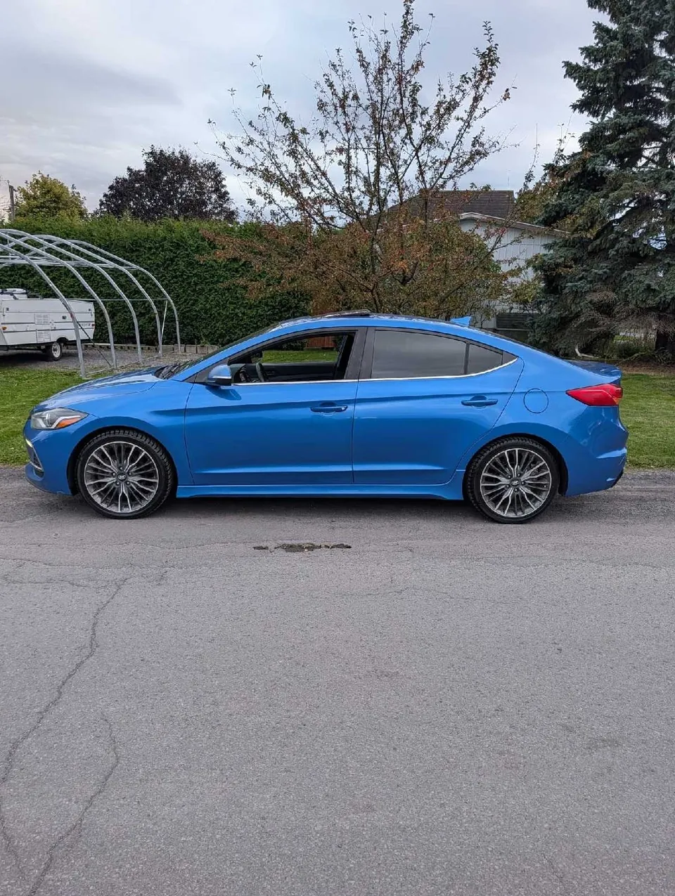 Hyundai Elantra 2017 photo 4