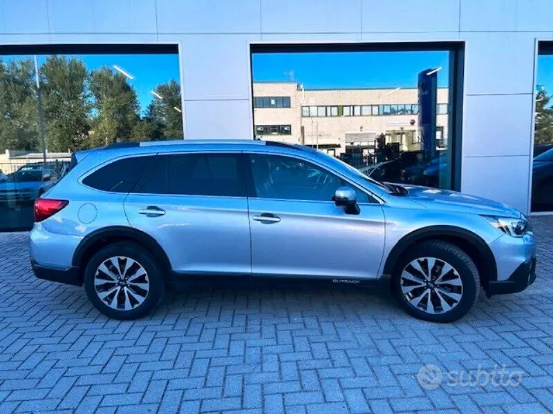 Subaru Outback 2017 photo 4