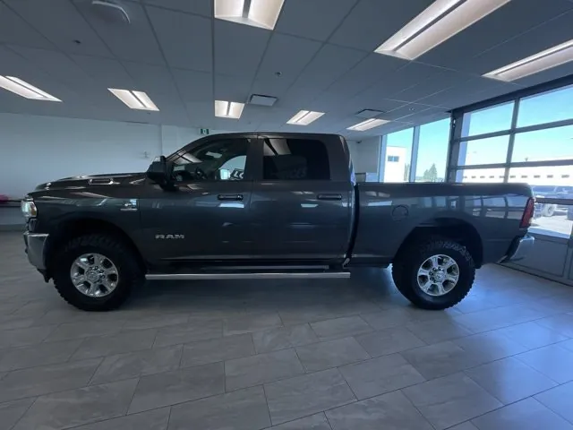 Ram 3500 Big Horn 2020 photo 2