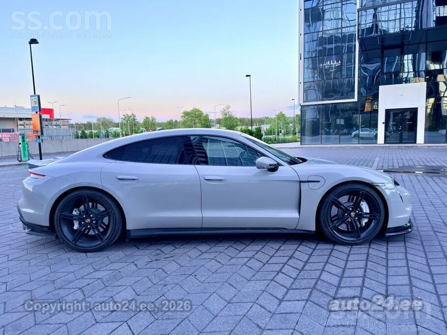 Porsche Taycan 2021 photo 4