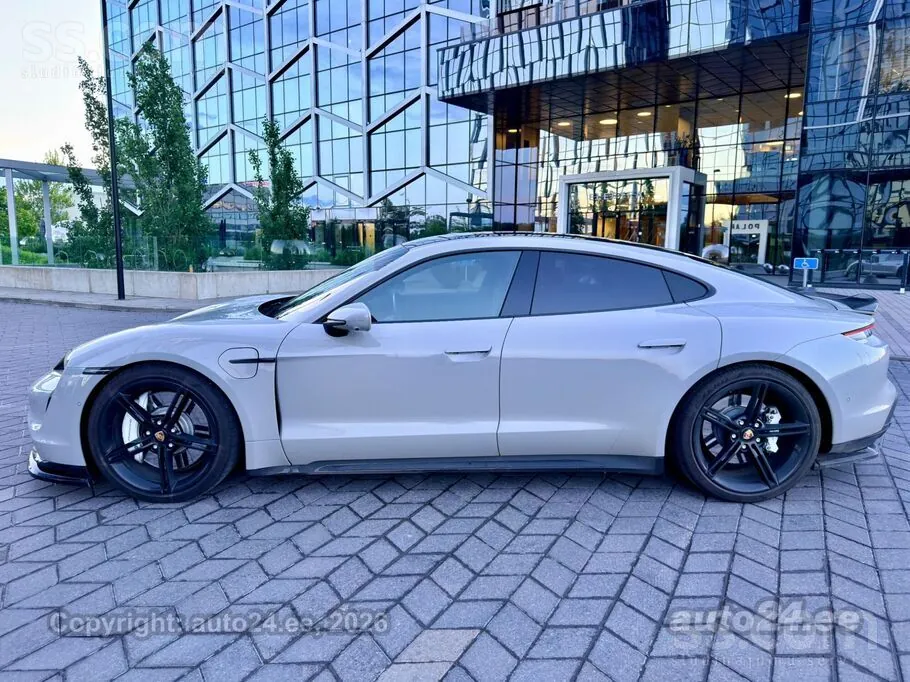 Porsche Taycan 2021 photo 3