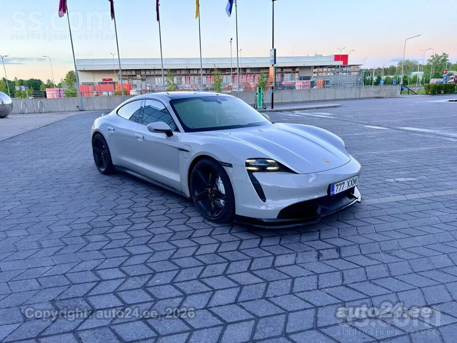 Porsche Taycan 2021 photo 2