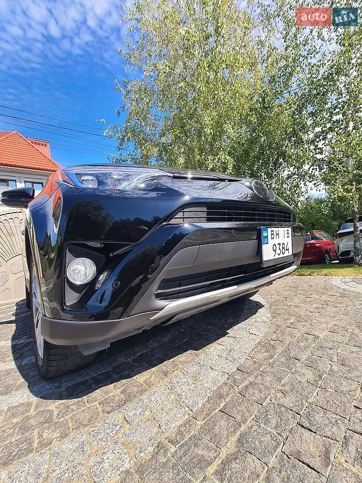 Toyota Rav4 2016 photo 3