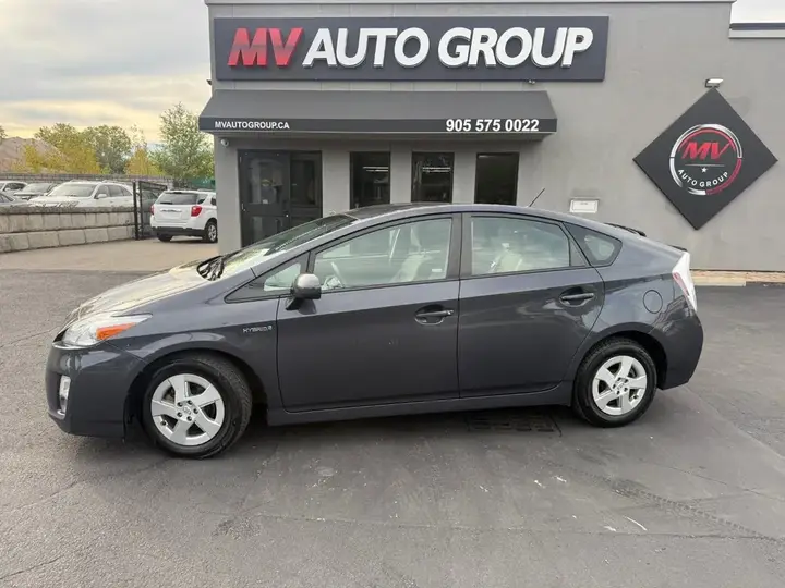 Toyota Prius 2010 photo 2
