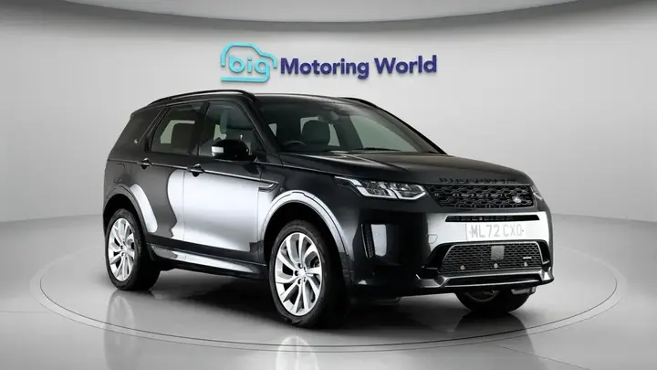 Land Rover Discovery Sport 2022 photo 2