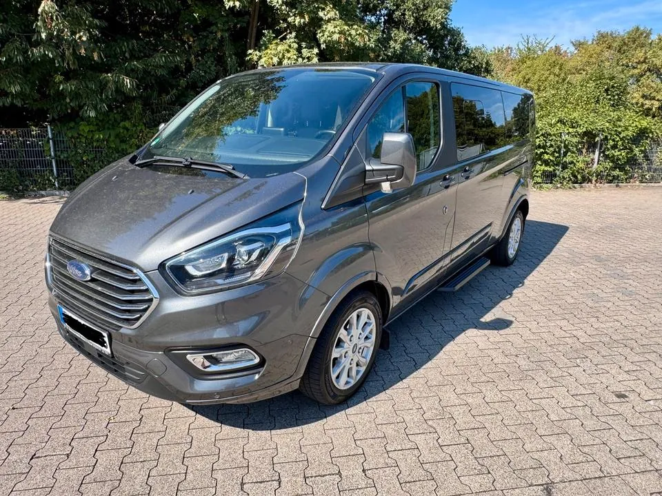 Ford Tourneo Custom