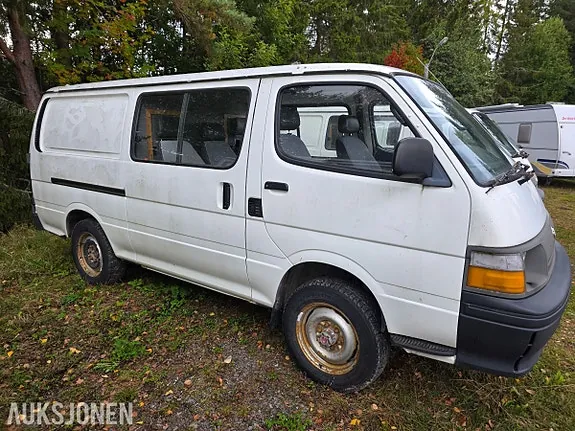 Toyota Hiace 1995 photo 4