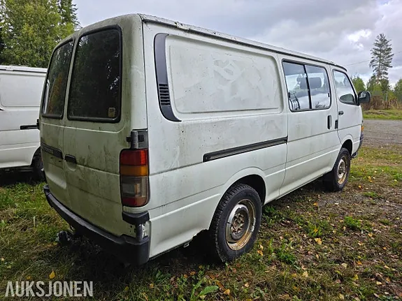 Toyota Hiace 1995 photo 5