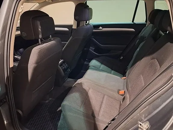 Volkswagen Passat 2016 photo 3