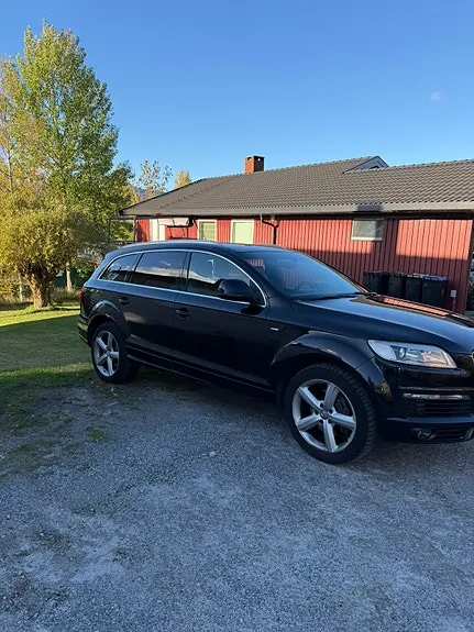 Audi Q7 2007 photo 2