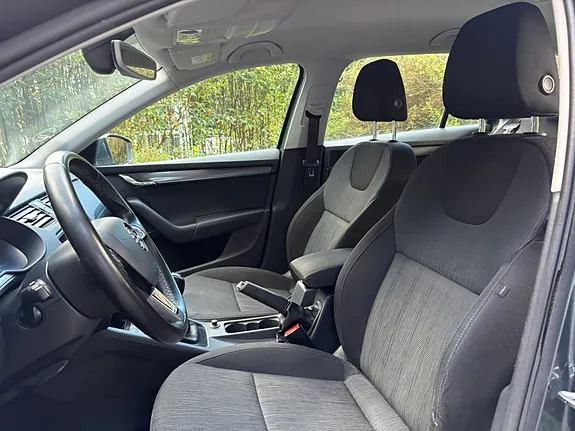 Skoda Octavia 2018 photo 5