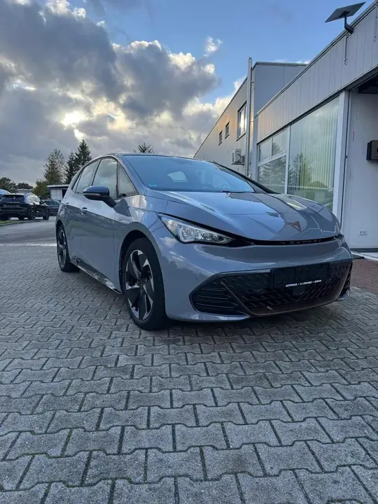 Cupra Born