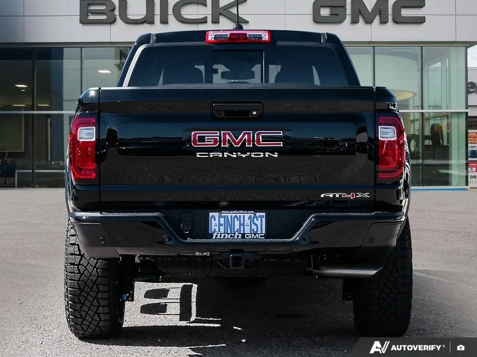 GMC Canyon 2026 photo 5