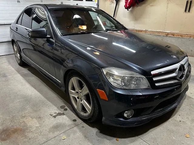 Mercedes-Benz C-Class 2010 photo 4