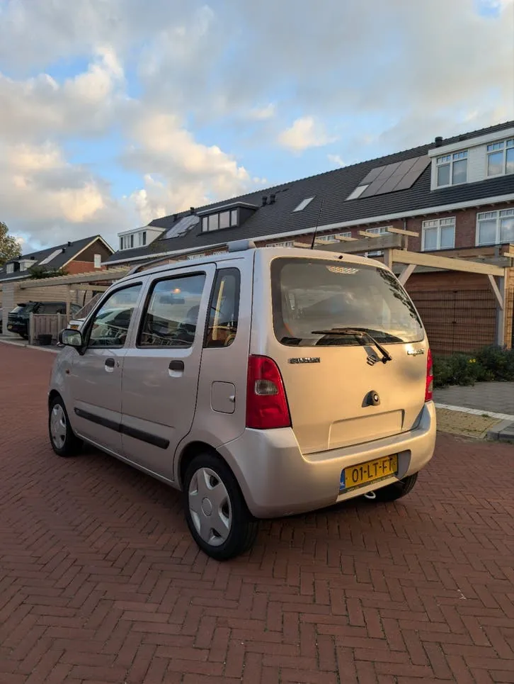 Suzuki Wagon R 2003 photo 3