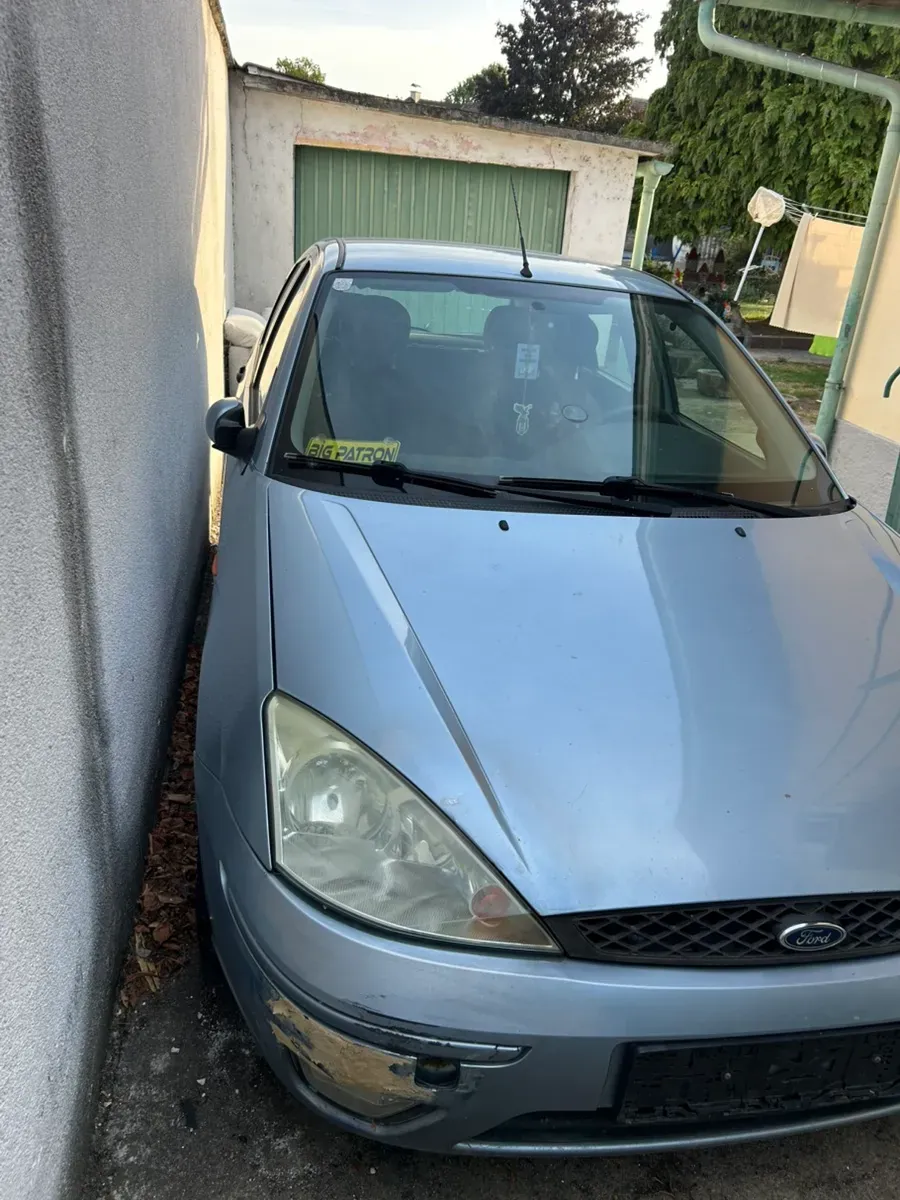 Ford Focus 2004 photo 2