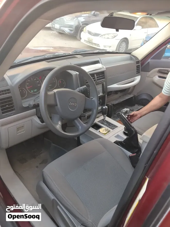 Jeep Liberty 2008 photo 4